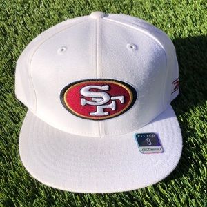 Reebok San Francisco 49ers Classic Fitted Hat